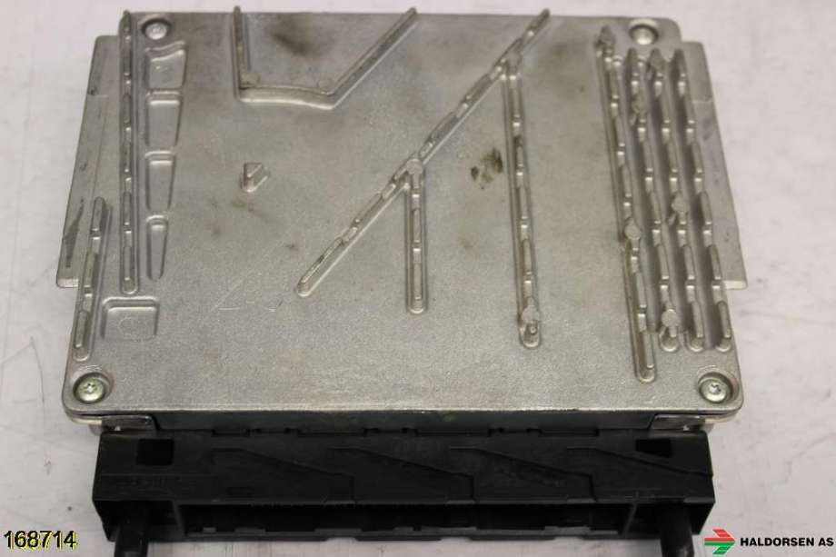 Styreenhet motor til Volvo V70 2000-2004 (Type II, Fase 1)  (VOLVO|8602779|)