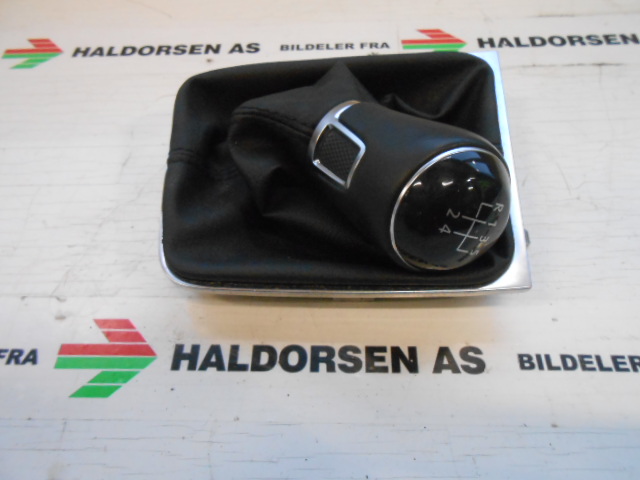 Diverse deler til VW Golf VII, 2012-2017 (Fase 1) (VOLKSWAGEN|5G1 711 113 C MIT)
