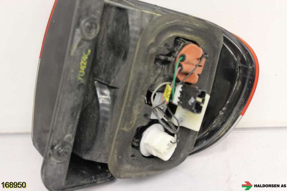 Baklykt høyre til Hyundai H-1 1998-2005 (Type I, Fase 1)  (HYUNDAI|92402 4A610|)