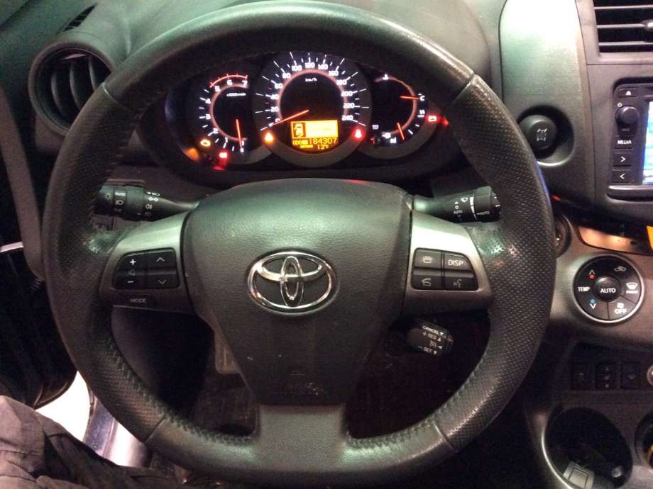 Ratt til Toyota RAV4, 2009-2013 (Type III, Fase 2)  (TOYOTA|45100-42180B0)