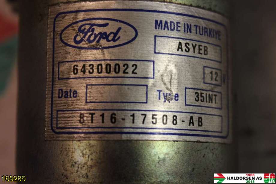 Viskermotor frontrute til Ford Transit Connect 2009-2013 (Type I, Fase 2)  (FORD|8T16-17508-AB|5081623|64300022)