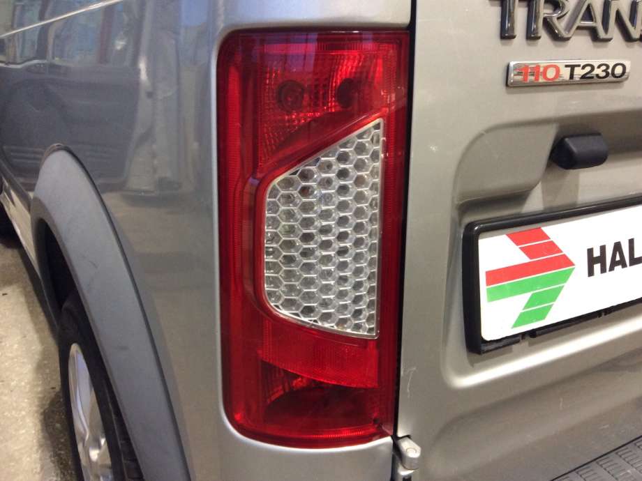 Baklykt venstre til Ford Transit Connect, 2009-2013 (Type I, Fase 2) (FORD|9T16-13405-AD)