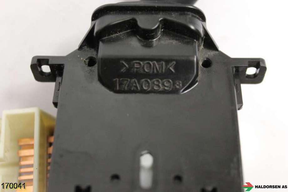 Bryter blink til Toyota Hiace 2007-2012 (Fase 3)  (TOYOTA|8414026210|)
