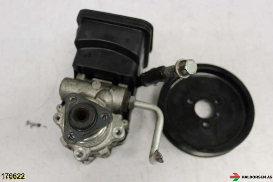 Servo pumpe mekanisk til BMW X3 2007-2010 (Fase 2) (E83) (E83) (BMW|32 41 3 450 766|)