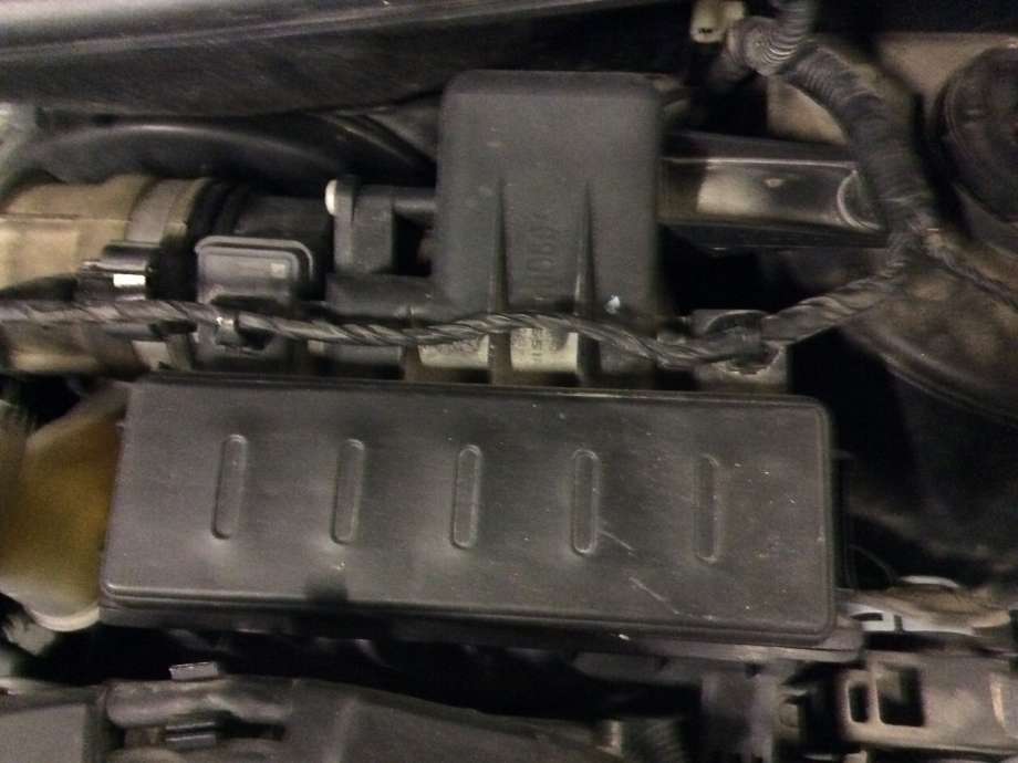 Luftfilterboks til Nissan Qashqai, 2007-2010 (Type I, Fase 1)  (NISSAN|16500JD50E)