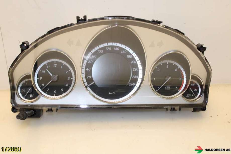 Instrumentpanel til Mercedes E-Klasse 2009-2013 (Fase 1) (W212) (W212) (MERCEDES|A 212 900 13 08|)
