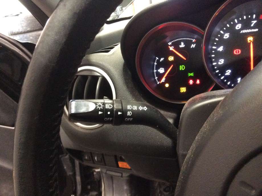 Bryter blink til Mazda RX-8, 2003-2007  (MAZDA|GJ6F-66-122)