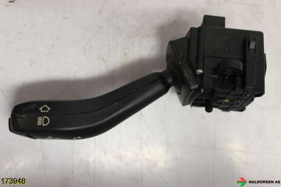 Bryter blink til BMW X3 2007-2010 (Fase 2) (E83) (E83) (BMW|61 31 8 363 668|)