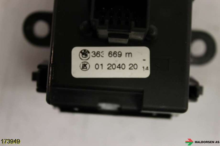 Bryter visker til BMW X3 2007-2010 (Fase 2) (E83) (E83) (BMW|61 31 8 363 669|)