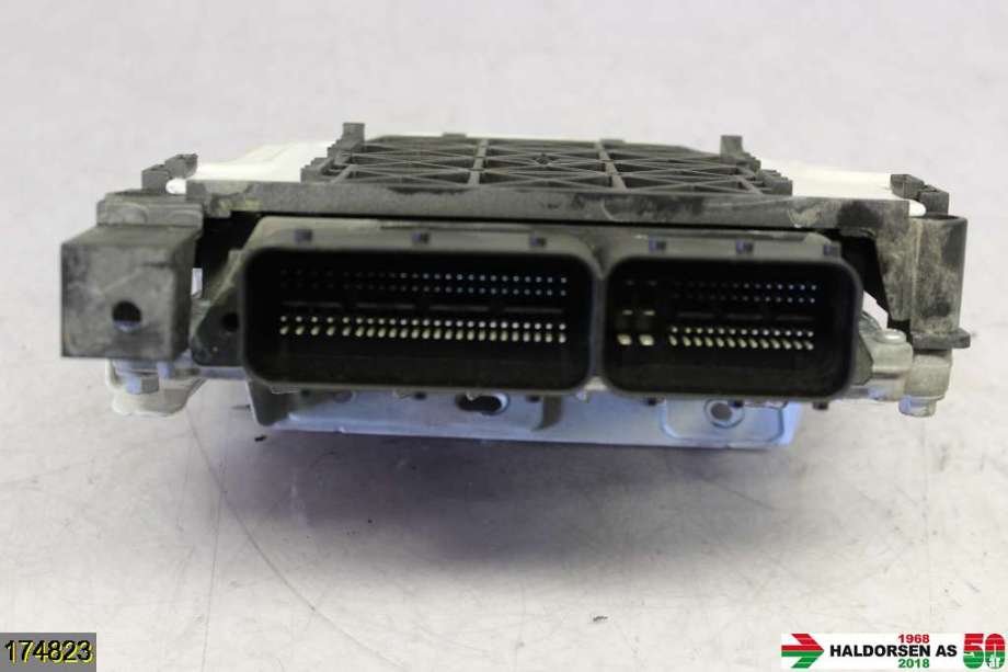 Styreenhet motor til Volvo V60 2010-2013 (Type I, Fase 1)  (VOLVO|36001858||31336983)