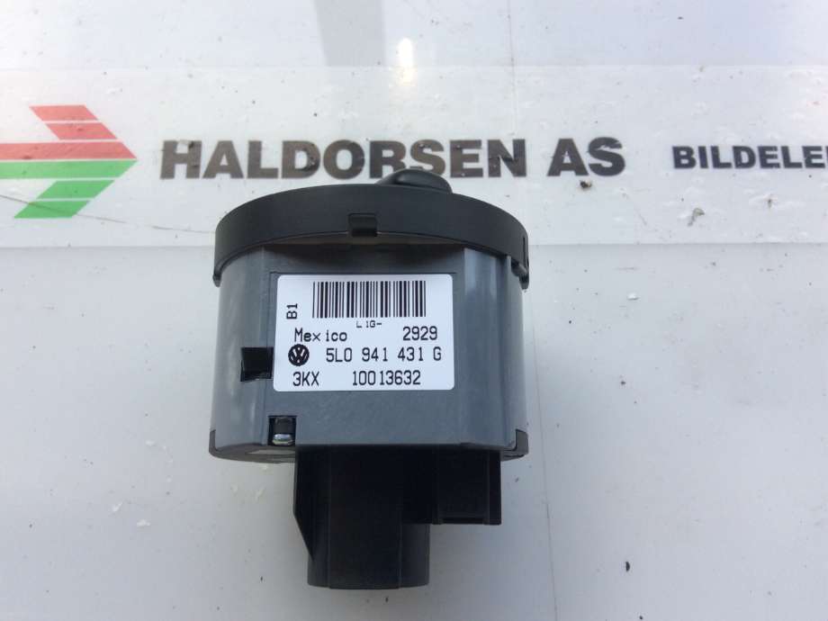 Bryter lys til Škoda Yeti 2009-2013 (Fase 1)  (SKODA|5L0 941 431 G|)