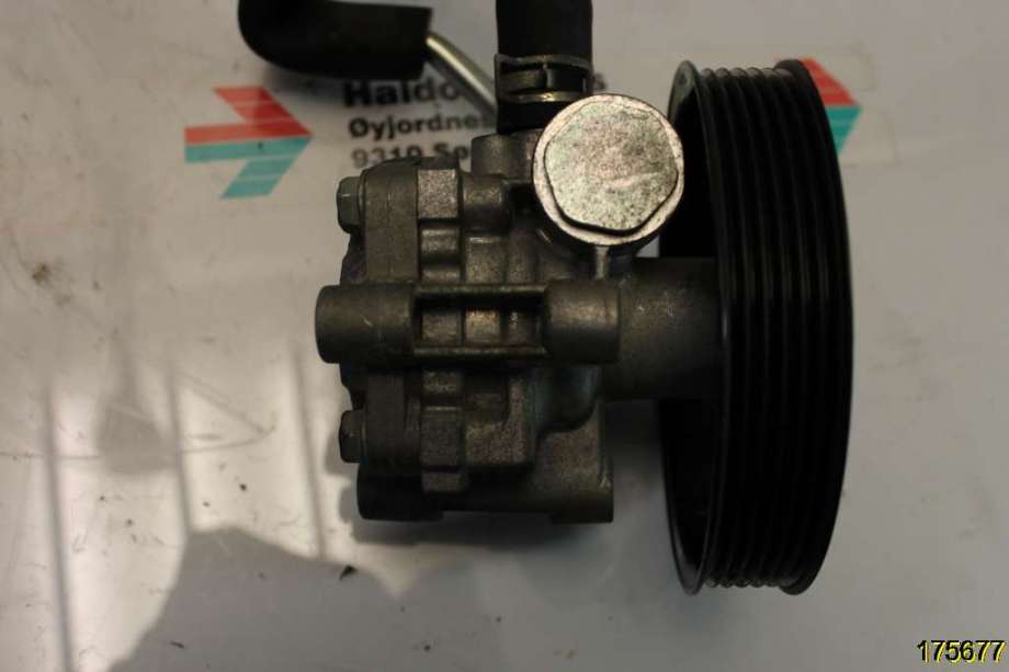 Servo pumpe mekanisk til Mitsubishi Outlander 2010-2012 (Type II, Fase 2)  (MITSUBISHI|4450A130|)