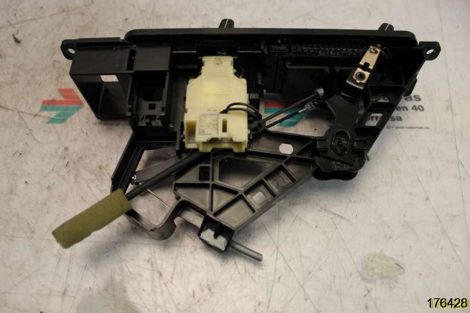 Varmeapparat betjening til Toyota Hiace 2007-2012 (Fase 3)  (TOYOTA|5591026022|)