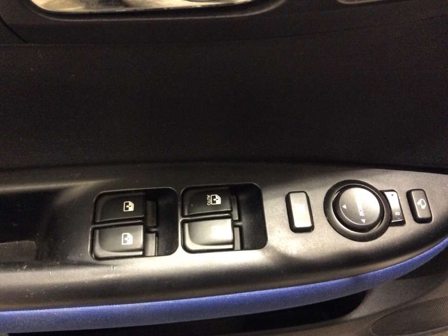 Bryter ruteheis til Hyundai i20 2009-2014 (Type I) (HYUNDAI|93570 1J100|93530 1J100|)