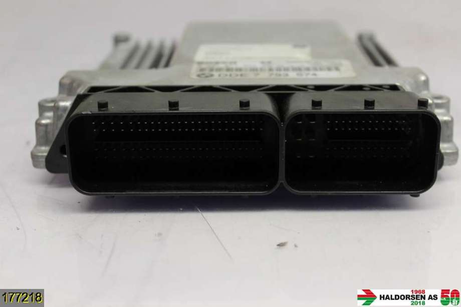 Styreenhet motor til BMW 5-Serie 2003-2010 (E60/E61) (E60/E61) (BMW|13 61 7 811 896|BOSCH 0 281 011 224|DDE 7 793 574)