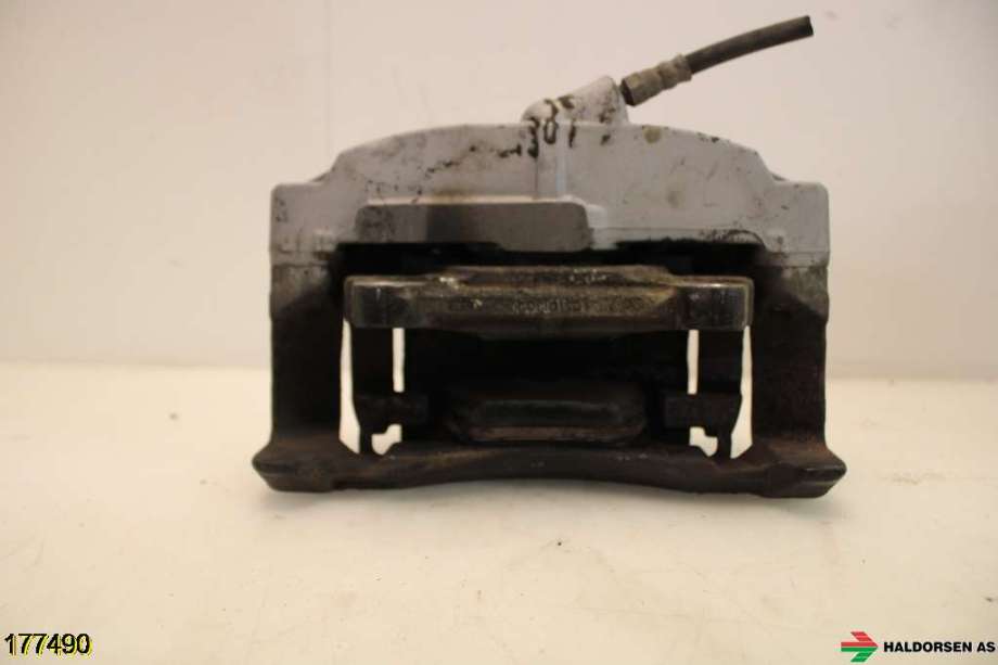 Bremsecaliper høyre foran til Volvo XC70 2008-2013 (Type II, Fase 1)  (VOLVO|36000150|)