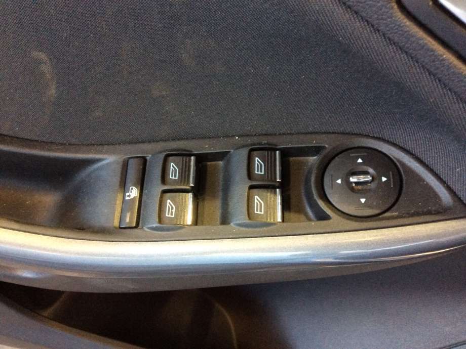 Bryter ruteheis til Ford Focus, 2011-2014 (Type III, Fase 1) (FORD|14A132 BB)