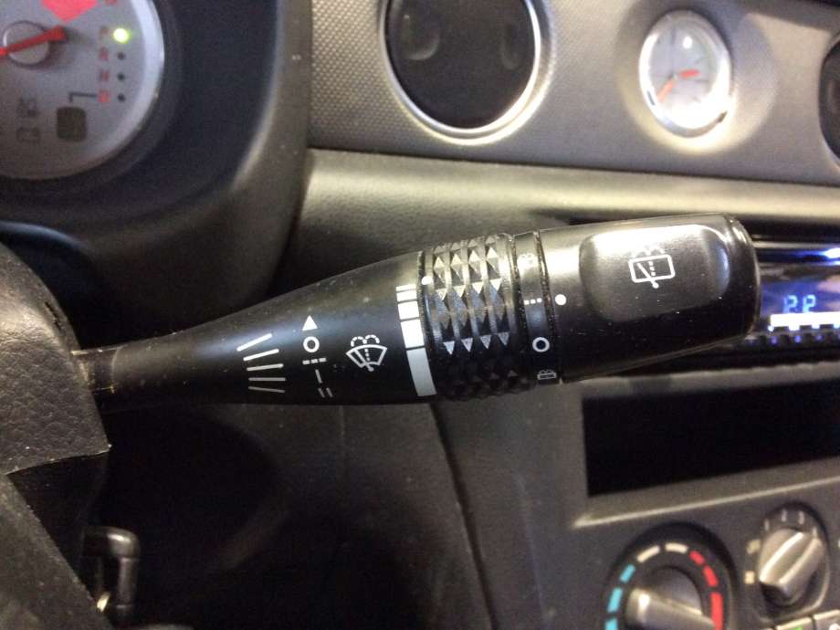 Bryter visker til Mitsubishi Outlander, 2003-2006 (Type I)  (MITSUBISHI|MR459893)