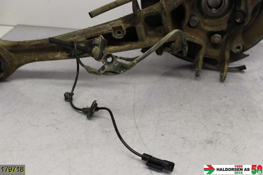 Hjulspindel venstre bak til Mitsubishi Outlander 2007-2010 (Type II, Fase 1)  (MITSUBISHI|3785A019|)