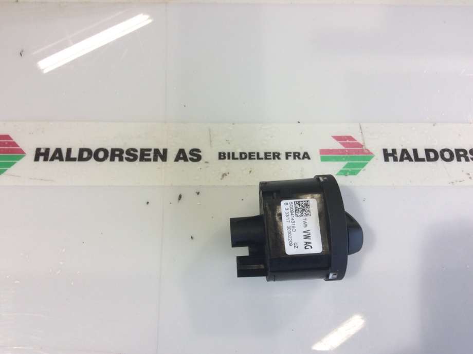 Bryter lys til VW Touran 2015-2021 (Type II) (VOLKSWAGEN TOURAN|5G0 941 431 BD|)