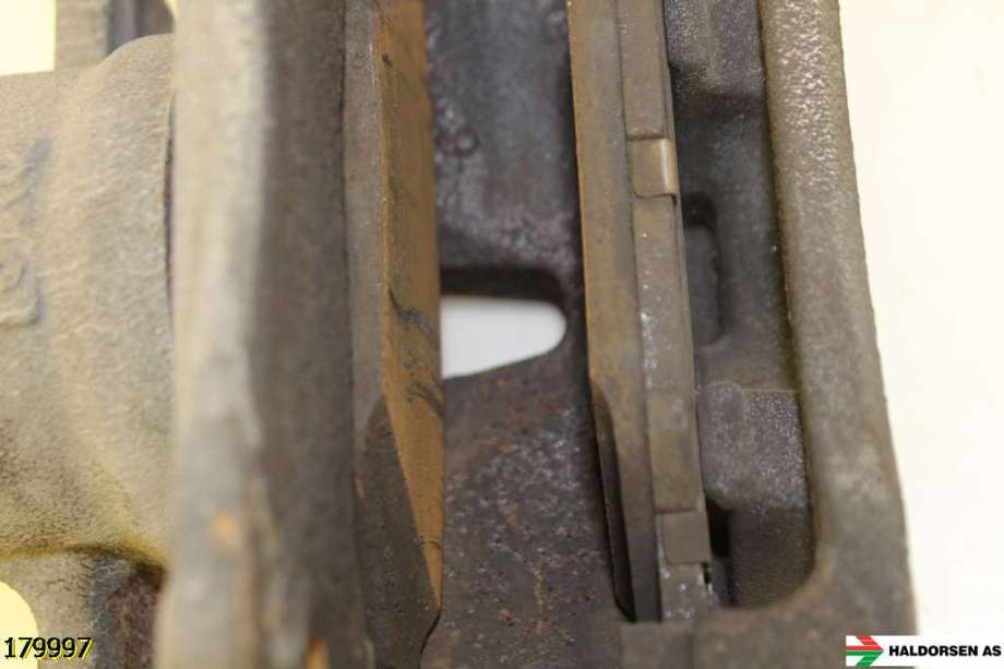 Bremsecaliper høyre foran til Toyota RAV4 2013-2015 (Type IV, Fase 1)  (TOYOTA|4772142091|)
