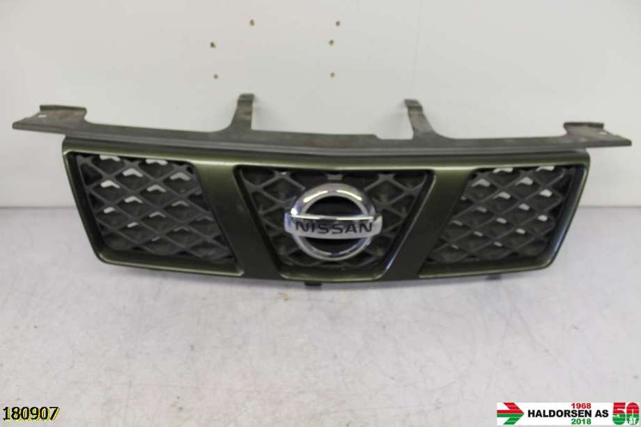 Grill til Nissan X-Trail 2002-2007 (T30) (T30) (NISSAN|62310EQ303|)