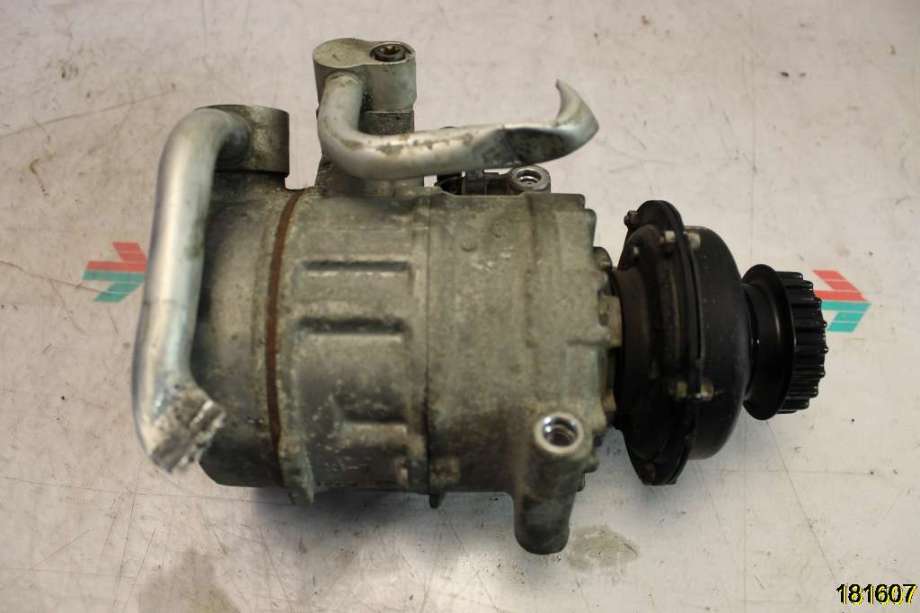Aircondition kompressor til VW Transporter / Caravelle 2003-2009 (Fase 1) (T5) (T5) (VOLKSWAGEN|7H0 820 805 F|)