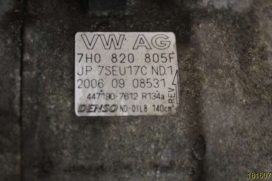 Aircondition kompressor til VW Transporter / Caravelle 2003-2009 (Fase 1) (T5) (T5) (VOLKSWAGEN|7H0 820 805 F|)