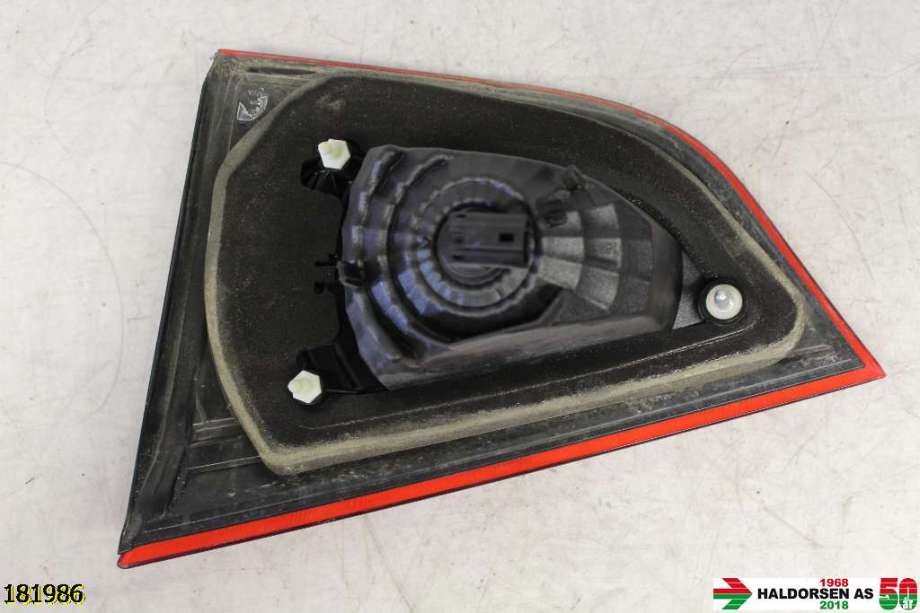 Baklykt venstre indre til Suzuki SX4 2009-2013 (Type I, Fase 2)  (SUZUKI|)
