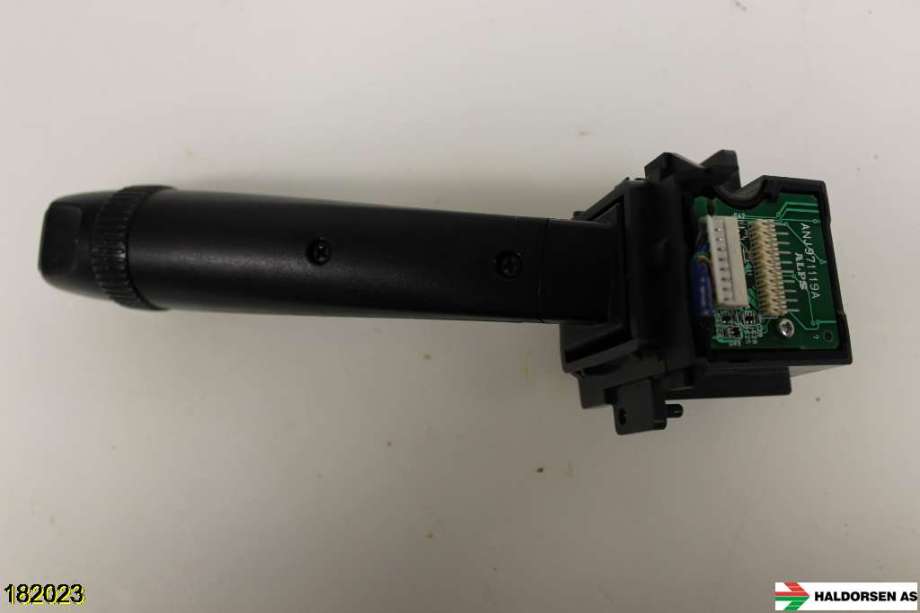 Bryter visker til Volvo XC70 2005-2007 (Type I, Fase 2) (VOLVO|31268582|)