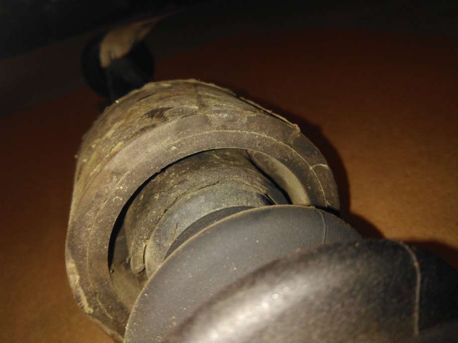 Drivaksel høyre foran til VW Caddy 1995-2004 (Type II)  