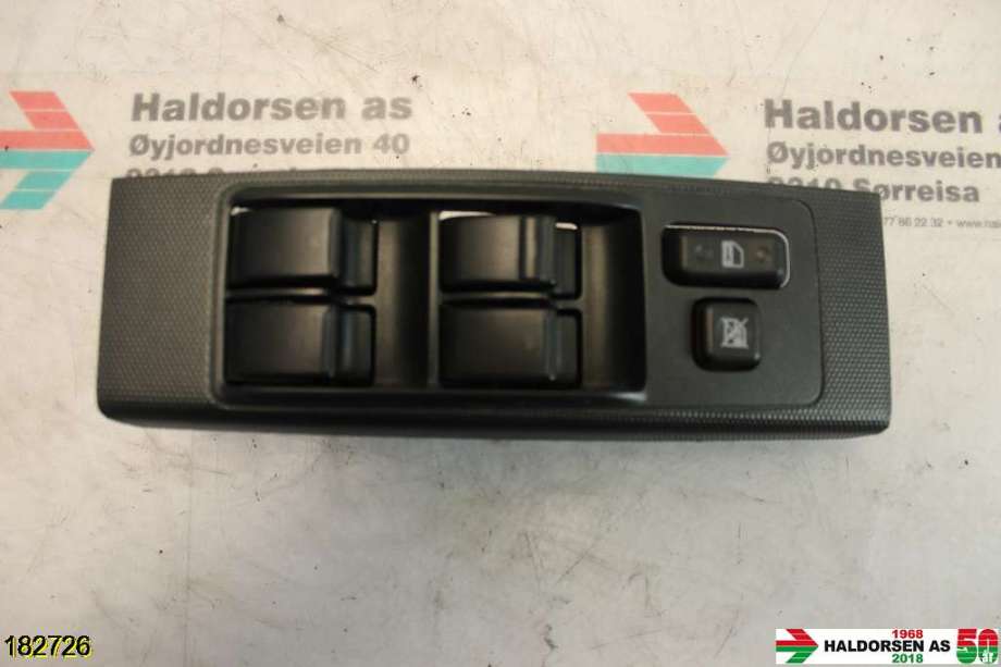 Bryter ruteheis til Toyota Verso 2004-2009 (Type II)  (TOYOTA|84820-0F030|)