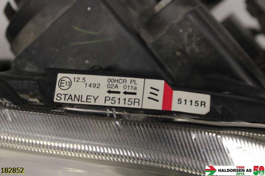 Frontlykt høyre halogen til Mazda 5 2005-2010 (Type I)  (MAZDA|CC30-51-0K0D|)