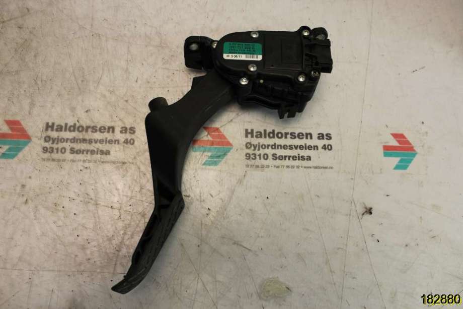 Pedal gass til VW Transporter / Caravelle 2009-2015 (Fase 2) (T5) (T5) (VOLKSWAGEN|7H1 721 503 G|)