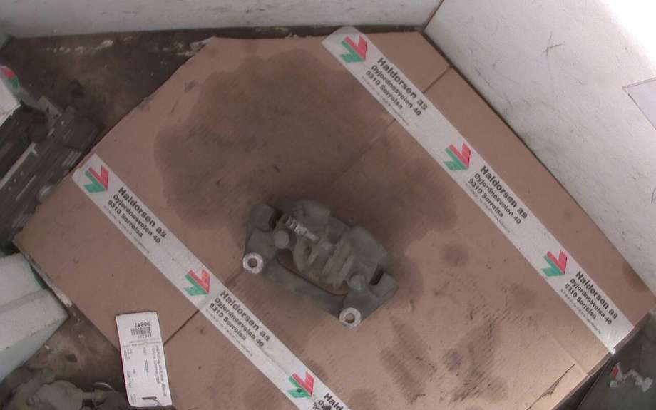 Bremsecaliper venstre foran til Volvo V70, 2000-2004 (Type II, Fase 1)  (VOLVO V70|)