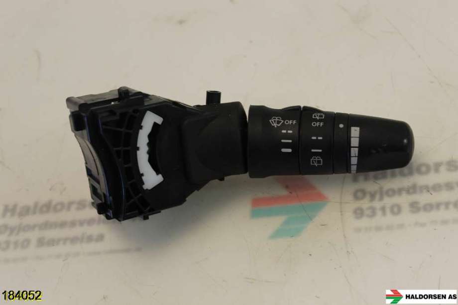 Bryter visker til Nissan X-Trail 2002-2007 (T30) (T30) (NISSAN|252608H905|)