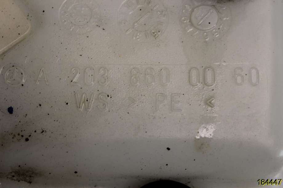 Spylertank til Mercedes C-Klasse 2004-2007 (Fase 2) (W203) (W203) (MERCEDES|A 203 860 00 60|)