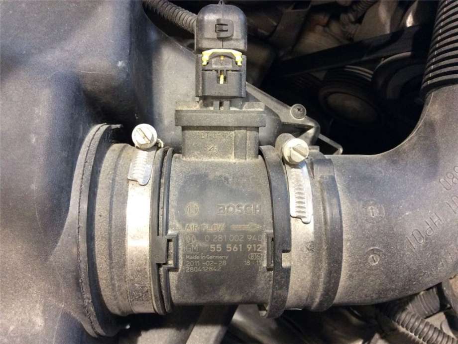 Luftmengde/luftmassemåler til Opel Astra J 2010-2015  (OPEL|55561912|)