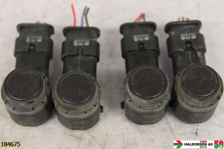 Parkeringssensor foran til VW Passat 2011-2015 (B7) (B7) (VOLKSWAGEN|4H0 919 275|)