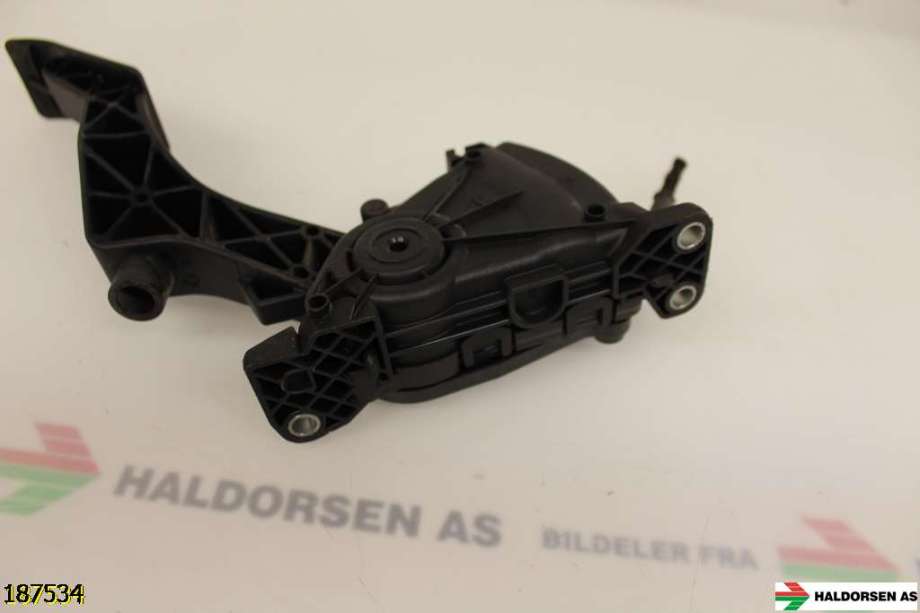Pedal gass til VW Transporter / Caravelle 2003-2009 (Fase 1) (T5) (T5) (VOLKSWAGEN|7H1 721 503 D|)