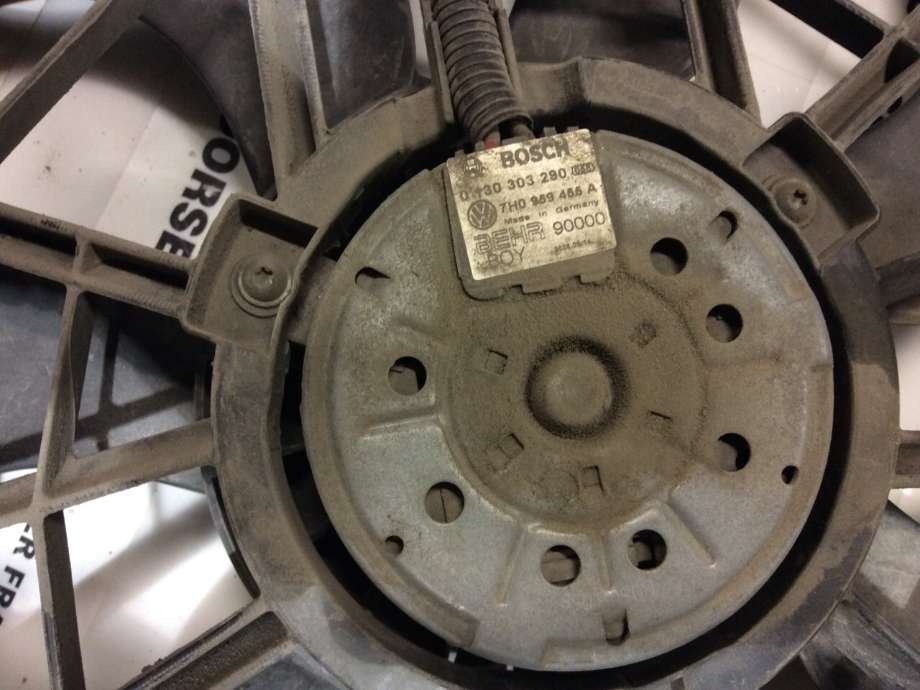 Kjølevifte til VW Transporter / Caravelle 2003-2009 (Fase 1) (T5) (T5) (VOLKSWAGEN|7H0 959 455 A|)