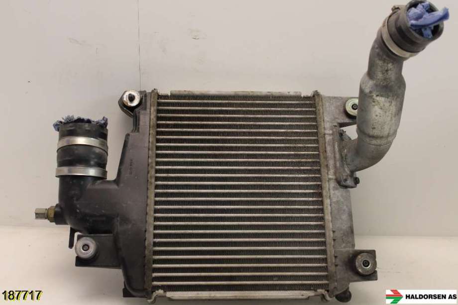 Intercooler til Toyota Hiace 2007-2012 (Fase 3)  (TOYOTA|17940-30090|)