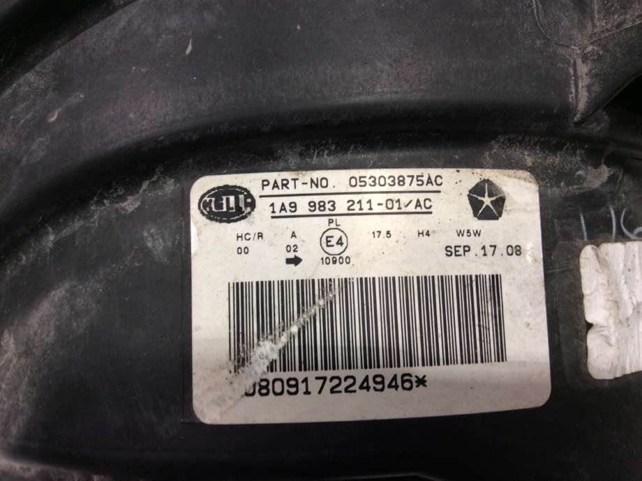 Frontlykt venstre halogen til Jeep Patriot 2007-2010 (JEEP|5303875AC|)