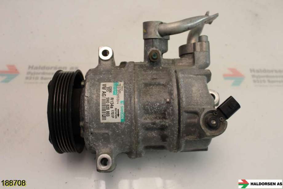 Aircondition kompressor til VW CC 2008-2012 (PASSAT CC) (PASSAT CC) (VOLKSWAGEN|5N0 820 803 C|)