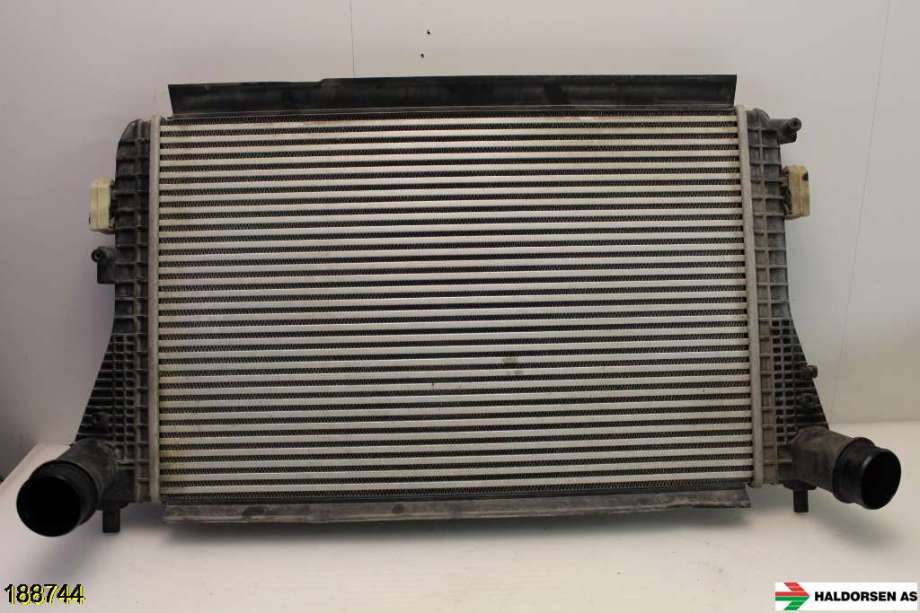 Intercooler til VW CC 2008-2012 (PASSAT CC) (PASSAT CC) (VOLKSWAGEN|3C0 145 805 AK|)