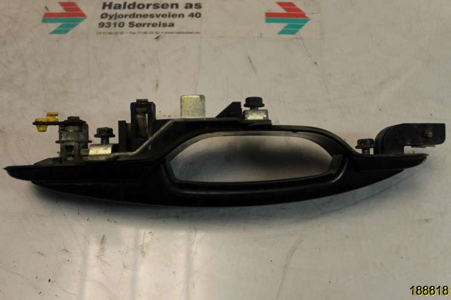 Dørhåndtak utv venstre foran til SsangYong Rexton 2007-2013 (Y250) (Y250) (SSANGYONG|7245008013BAL|)