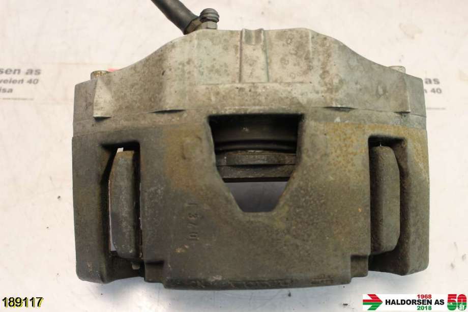 Bremsecaliper høyre foran til Volvo XC90 2002-2006 (Type I, Fase 1)  (VOLVO|8602858|)