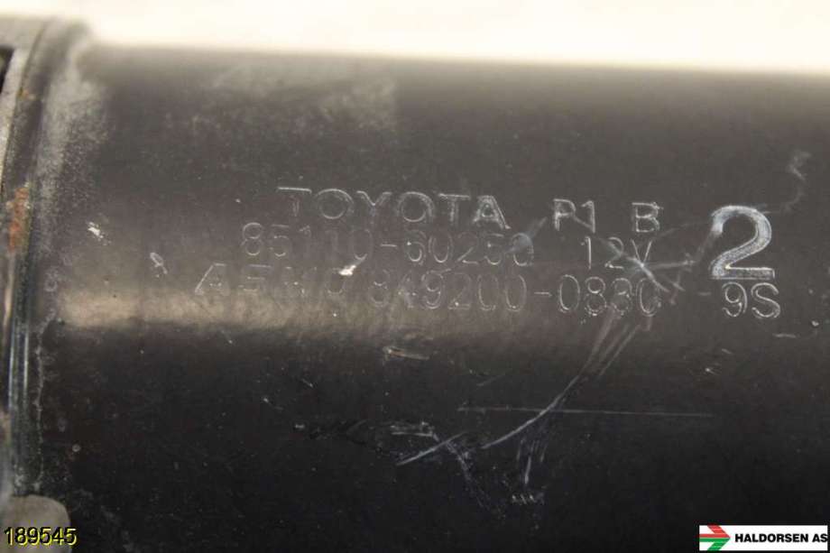 Viskermotor frontrute til Toyota Land Cruiser 100 1998-2007  (TOYOTA|85110-60250|)
