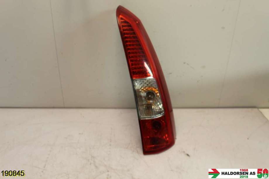 Baklykt høyre til Volvo V70 2005-2007 (Type II, Fase 2)  (VOLVO|9483688|)
