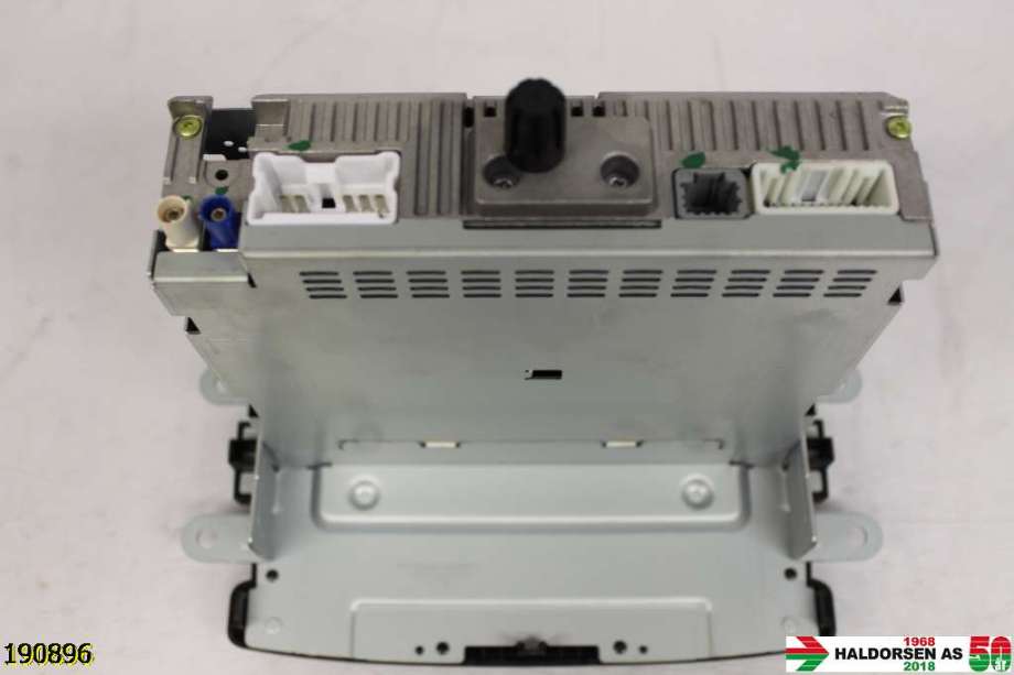 Bilstereo navigasjon til Dacia Duster 2010-2017 (Type I)  (DACIA|281151936R|)